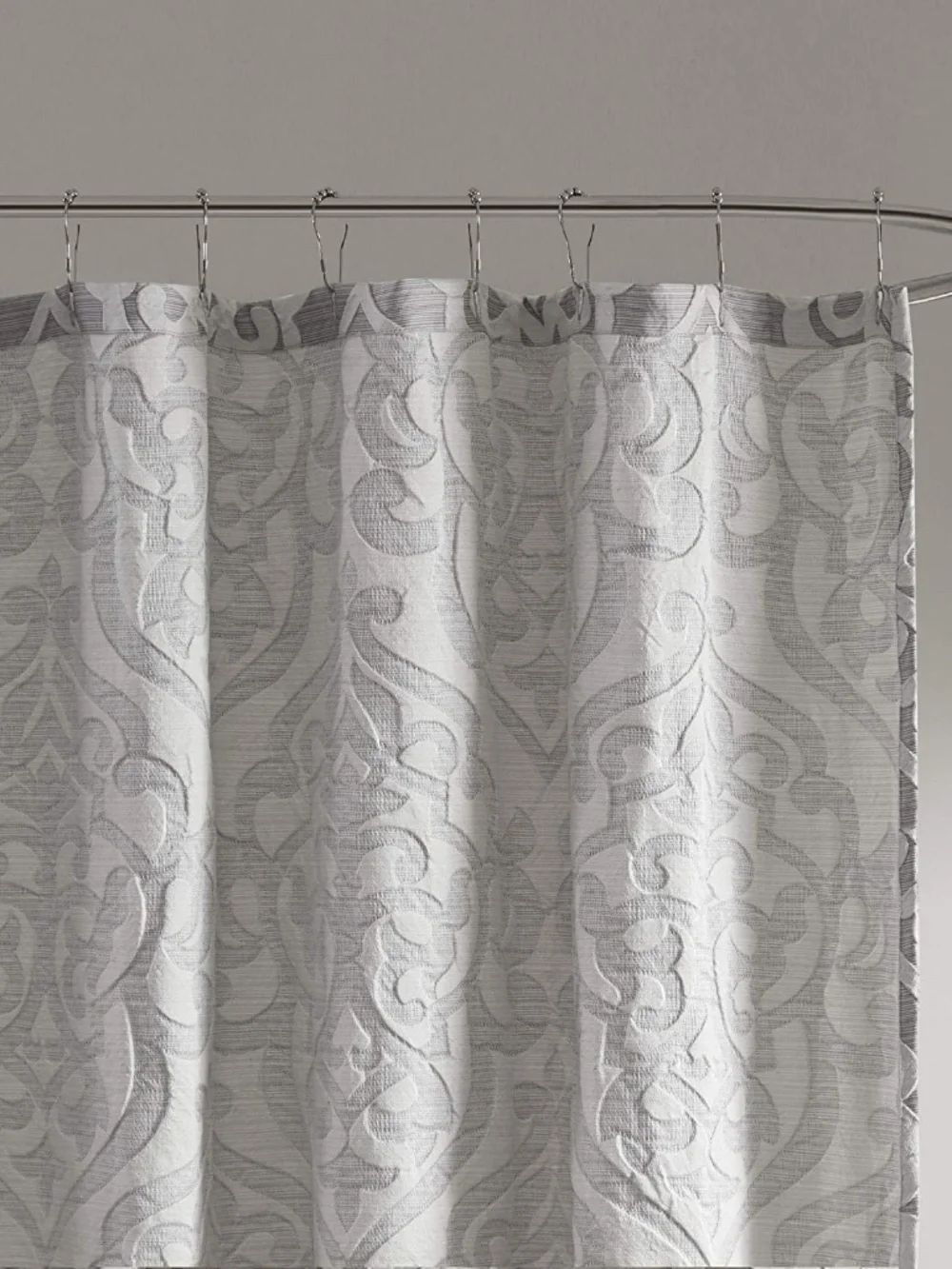 Modern Bathroom Shower Curtain by Madison Park (Like New)
